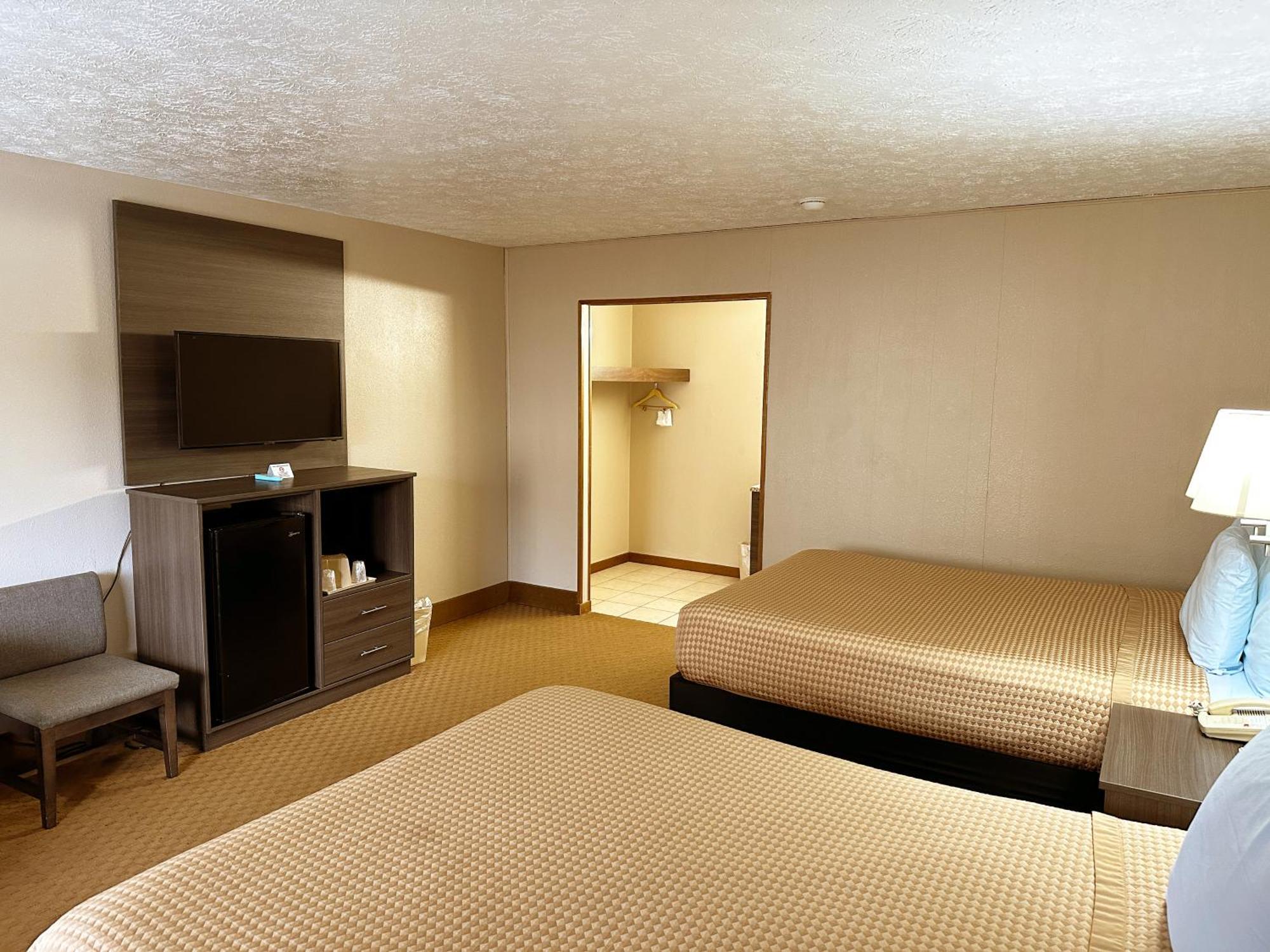 ซิดนีย์ เจมส์ เมาน์เท็น ลอดจ์ Hotel แกตลิงเบิร์ก ภายนอก รูปภาพ